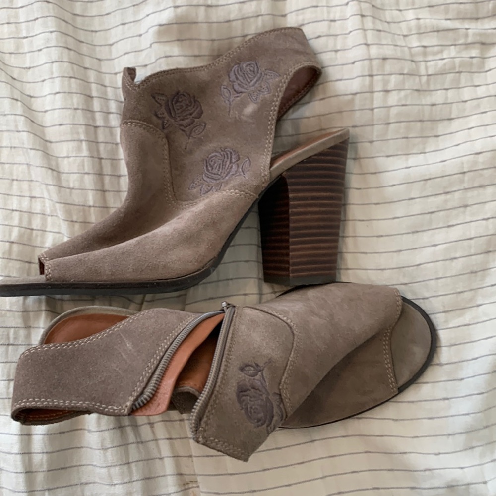 Lucky Brand open toed ankle boots